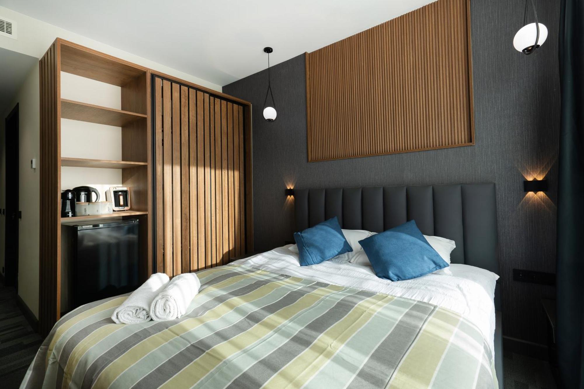Nova Luxe Hotel & Residences バトゥーミ エクステリア 写真