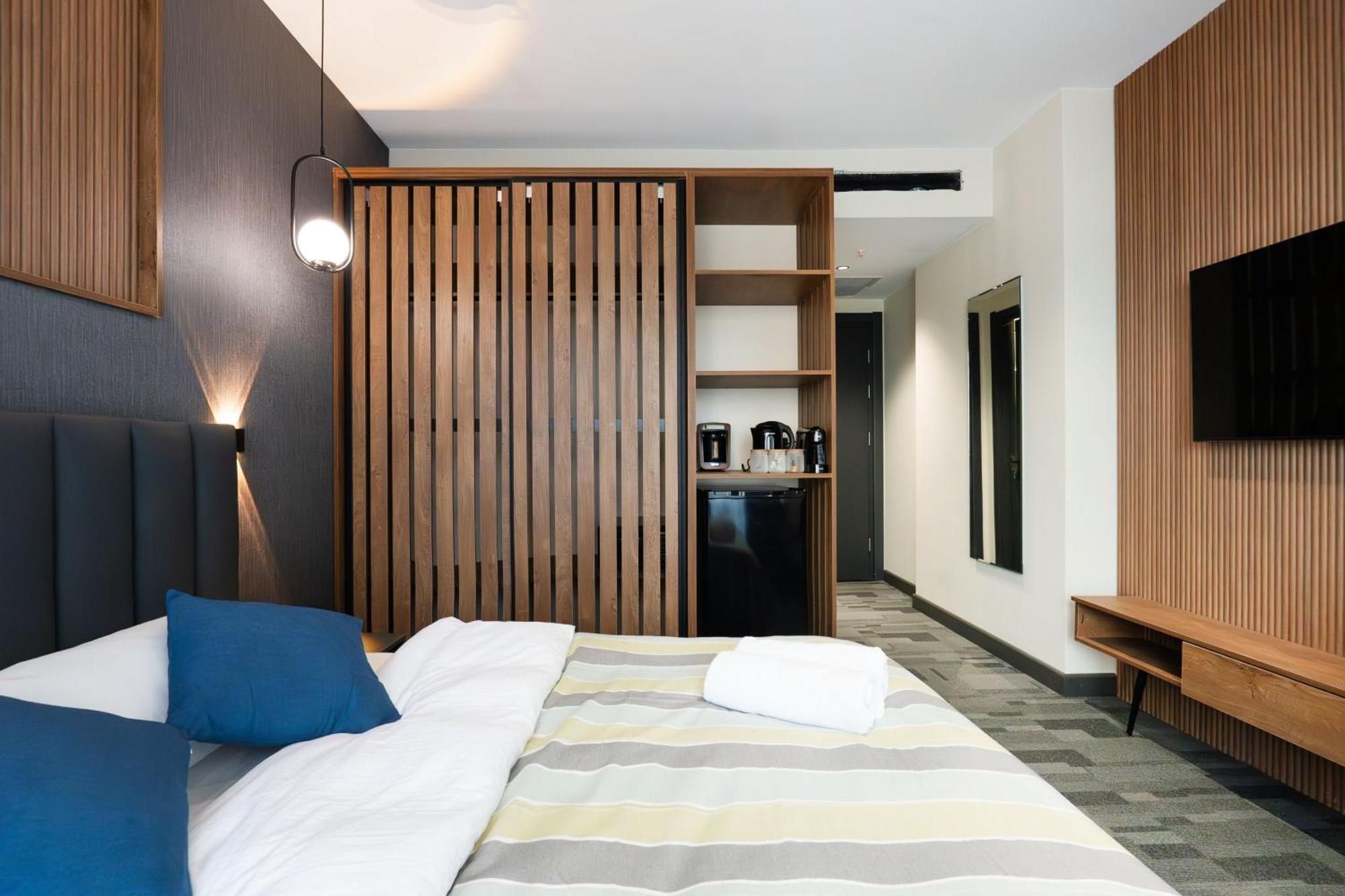 Nova Luxe Hotel & Residences バトゥーミ エクステリア 写真