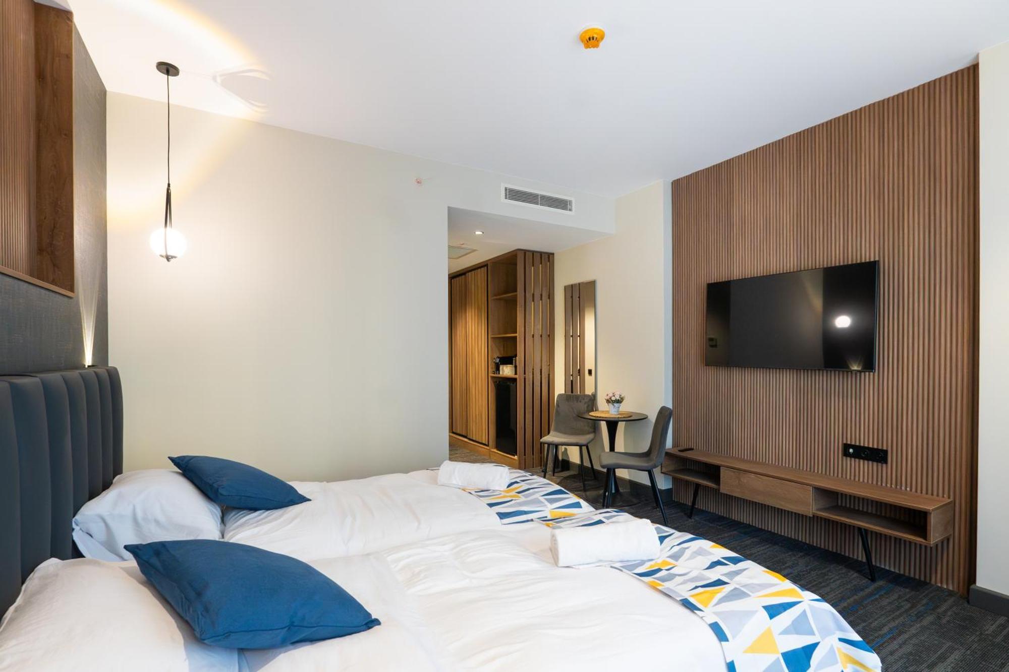 Nova Luxe Hotel & Residences バトゥーミ エクステリア 写真