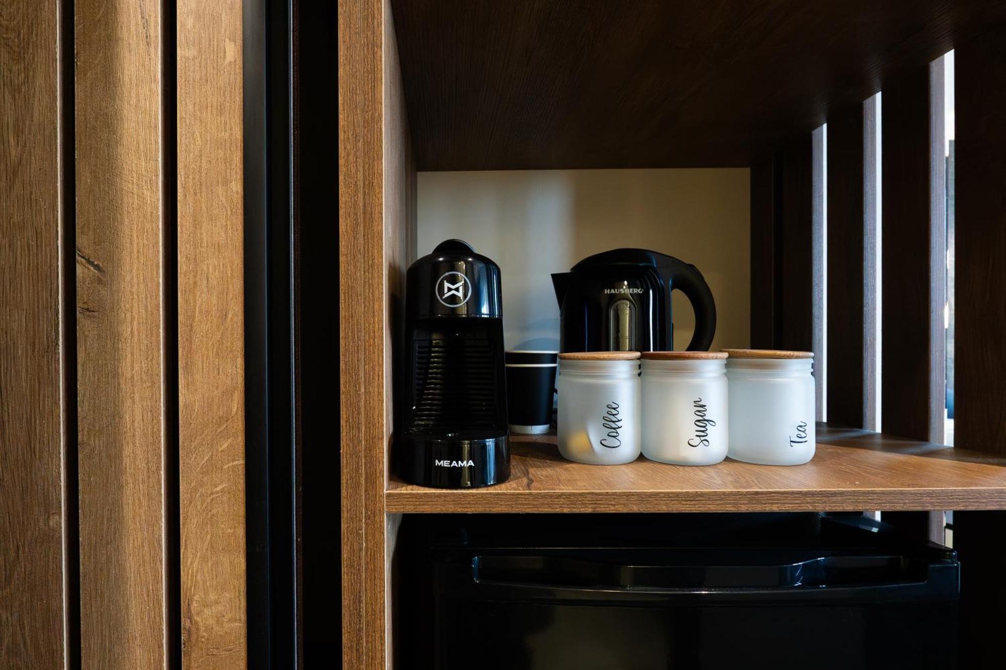 Nova Luxe Hotel & Residences バトゥーミ エクステリア 写真