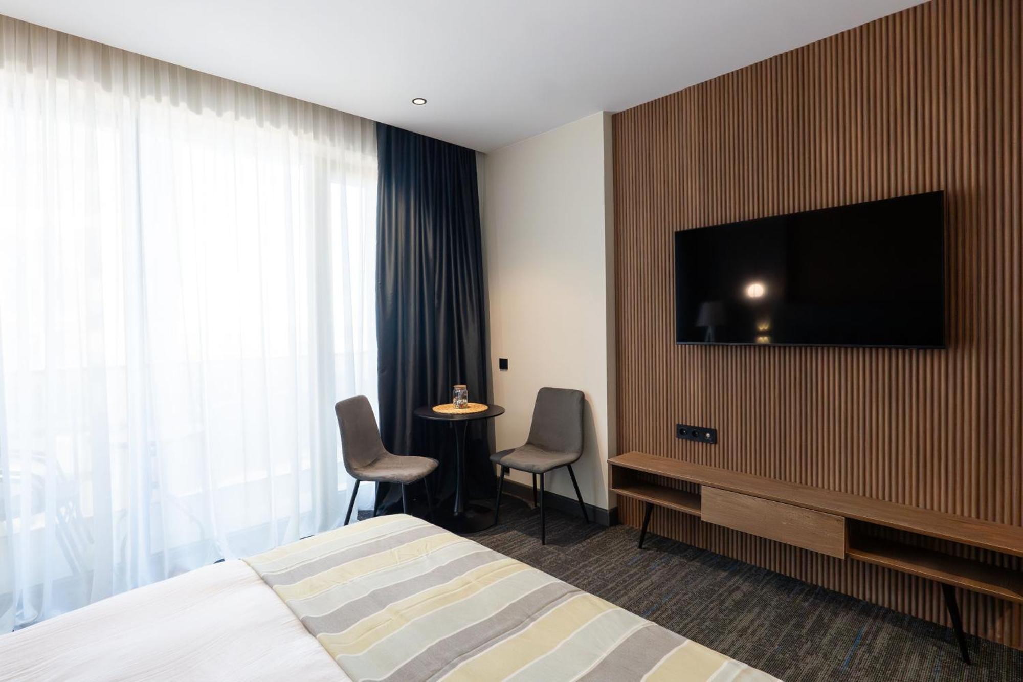 Nova Luxe Hotel & Residences バトゥーミ 部屋 写真