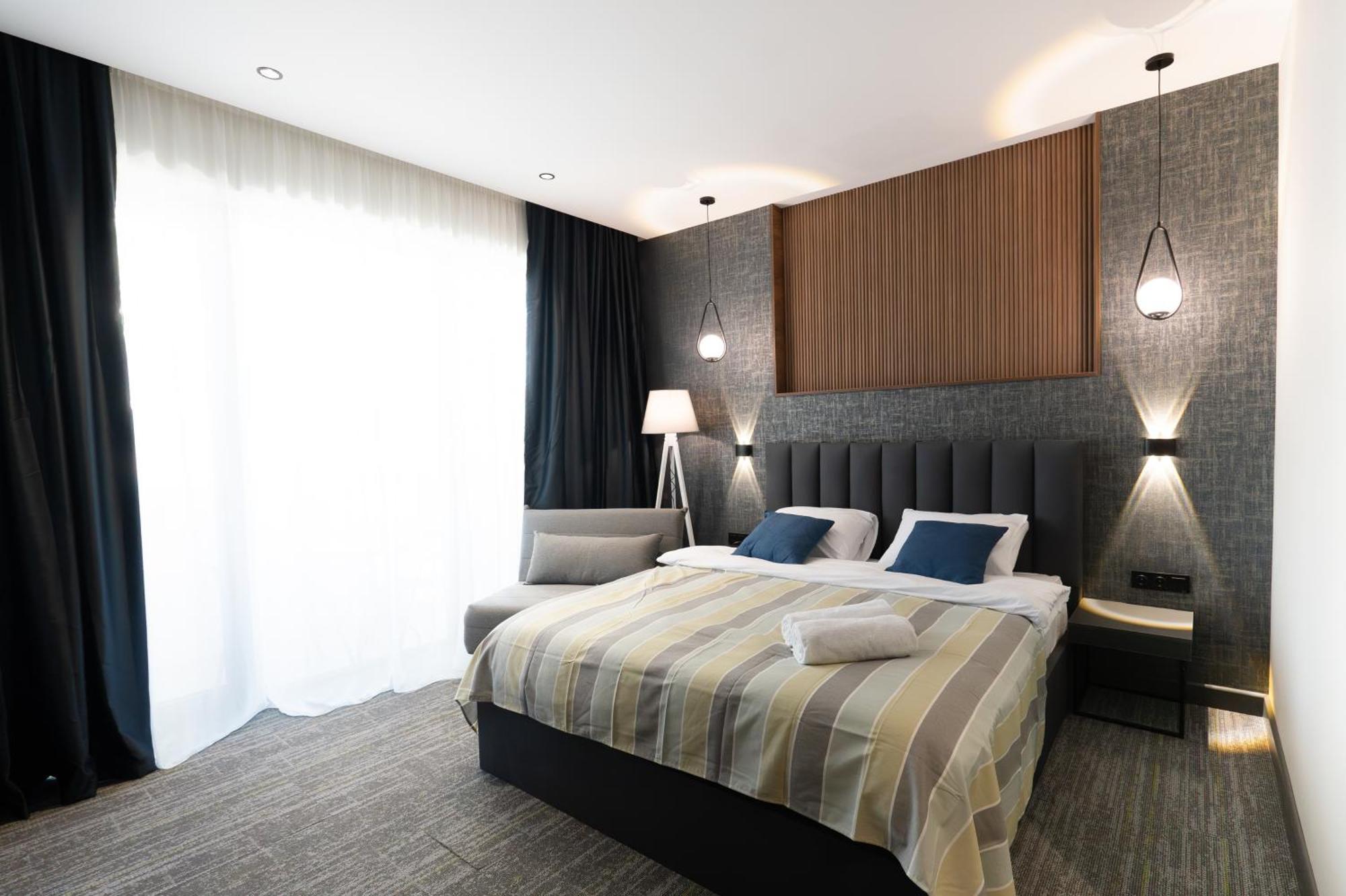 Nova Luxe Hotel & Residences バトゥーミ エクステリア 写真