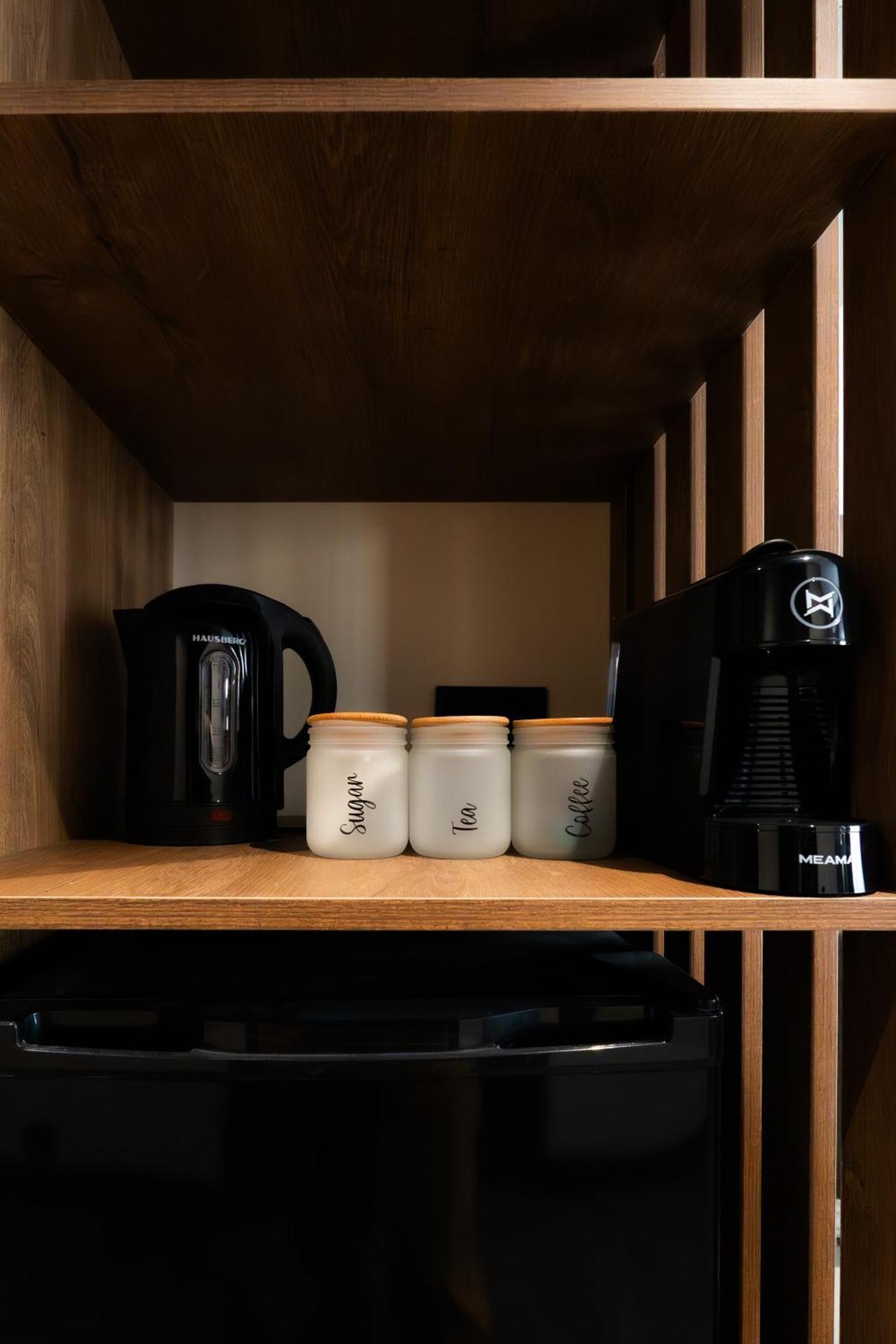Nova Luxe Hotel & Residences バトゥーミ エクステリア 写真